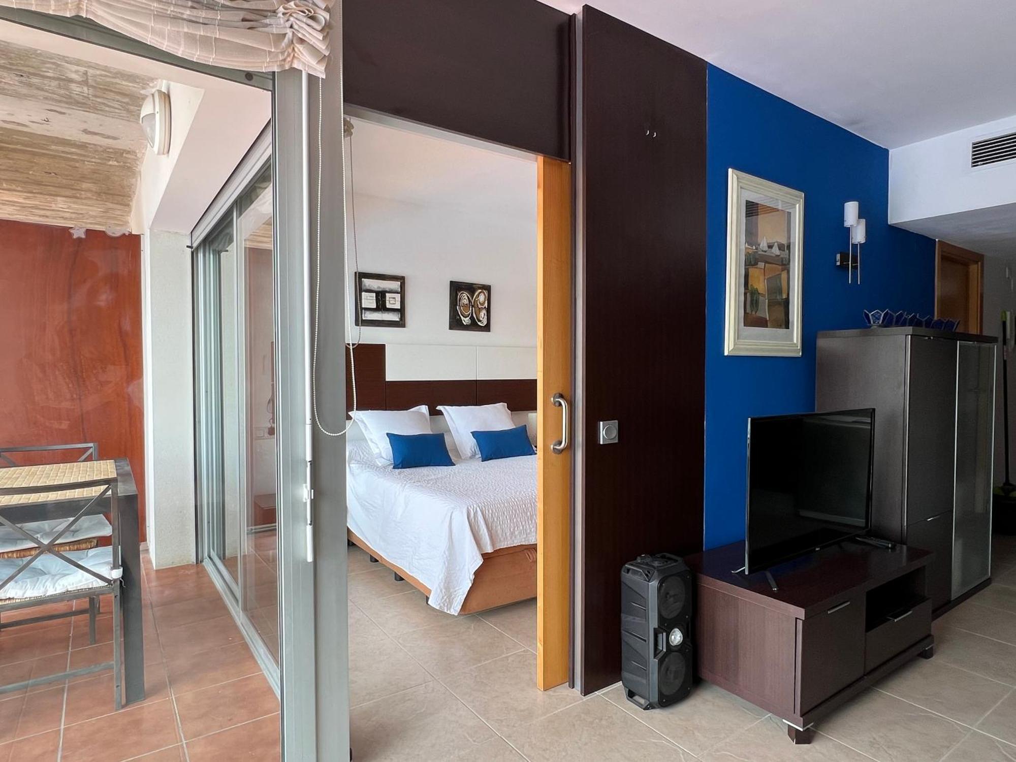 Blau Apartamento Frente A Los Canales Y Las Puestas De Sol De Roses Kültér fotó